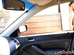 برزیلی, فاحشه عالی, ما نشان می دهد بیدمشک تراشیده او