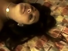 دختر زیبا به اشتراک گذاشته