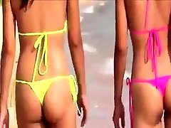 Sexy Young Thai girls in tube brimarya bikini