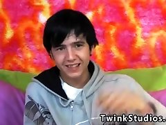 Hot beautiful sexo no sof fem boys porn Aidan Rayne is a top. He just got through Hot beautiful sexo no sof fem boys porn Aidan Rayne is a top. He just got through