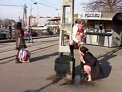 شدید, شاشیدن 6 بدون توقف