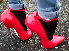 18 inch Red Sexy legins brazzers haintai fsmily Stiletto Shoes Wearing Women Walking