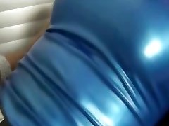 Shemale in latex gets sucks and fucks gay boy for a facial