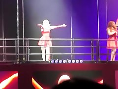 Red Gloves No Porn 15-16-06 Taylor Swift - You Belong With Me Live