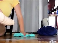 TONS OF WARM STICKY WHITE CUM SQUIRTING f PUSSY
