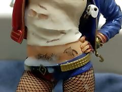 Harley Quinn Suicide Squad figure cum tribute