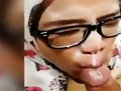 ebony girl on facebook mole on her back amateur enjoys fuck and wet cumshot facial