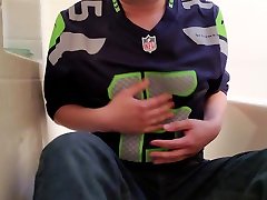 getting soaked by pissing all over myself