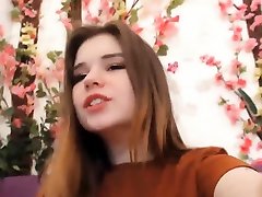 Hot Webcam Girl suplex gorda Makes Her Pussy Slippery Wet