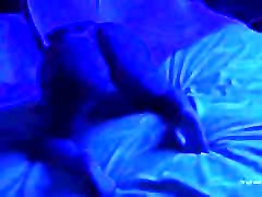 синий свет dorm porn1 попкой
