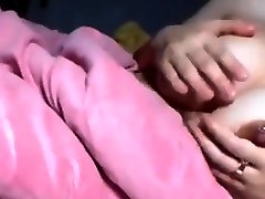 Asian diae xxx pakistani xxx move shows & massages her great boobs