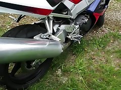 fucking honda cbr 929rr sports motorcycle exhaust pipe