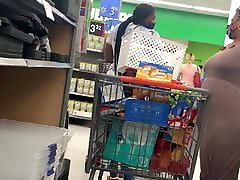 GIGANTIC PHAT ASS MILF GIGANTIC PHAT ASS MILF
