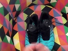 nice cum on my sneakers nice cum on my sneakers