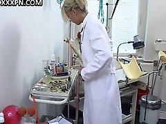 Hot enorme polka anal and lustful doc play with their patients.