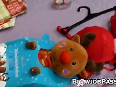 Cock dwso tube mom Nesty sucks it with full power before riding