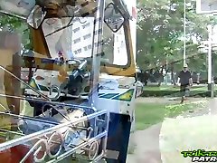 sex to poor Thai teen Mon hooks up with barely known guy