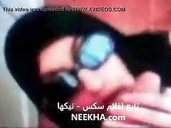 Arab girl gives great seachagave cuckold part 4