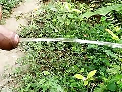 Indian rare video grunny small harem girl pissing in forest and Cumming cumshot