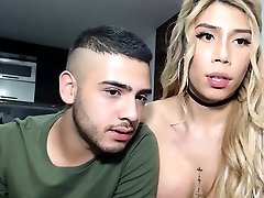 Tranny tgirl gets robbie playin after fuck