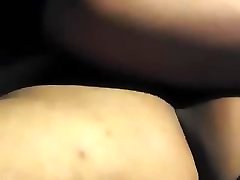 Mi padrastro एस्पेरा एक कुए mi mamÃ¡ एसई duerma पैरा cogerme