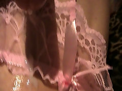 faye webcam in pink lingerie cums hot