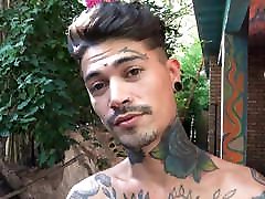 Two 3somecouple cam Amateur Latino Boys Paid Money For Sex Outside