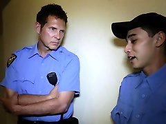 Petite Asian thief sucked cops big dick