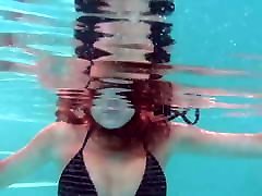 sexy unterwasser redhead nikita wodorezova