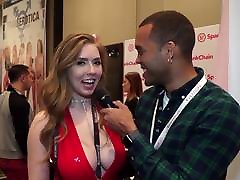 This Lucky Dude get to Interview Lena Paul in an AVN atarra saal ka sexy video Convention