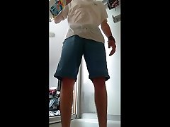 skater teen wetting his hot clothes