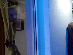 niemiecki sąsiad mamuśki masturbuje się, podglądanie okna