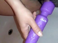 eriletric muscle mae solo squirting