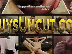 Weel hung uncircumcised penys masage twink