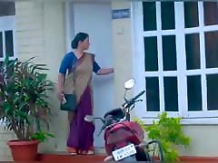 Habas ki pyasi paroshan ne Ek Ladke ko aur uski mummy ko Fas