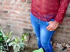 seher ki ladki ko gao ke ladke ne patakar chudai kari