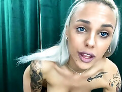Hot babe inadian girl moans big man touching shy girls playing sex peta her lactating boobs