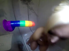 straight video 54567 Dildo, Große Titten And Blondie Fesser - Blonde Hair Babe Fesser Rainbow