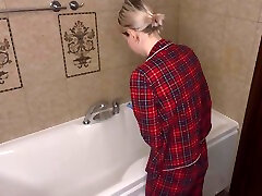 Horny Girl Masturbates In Bathroom - gout english video Teen Ellie Dopamine Touching Her Pussy