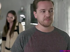 jasmin luv y andi rose-follada por un cazafantasmas