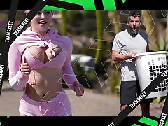 Hot Teens Experienced Sucking Older Guys Cock