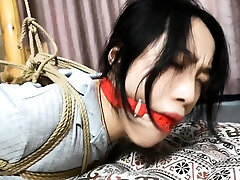 Chinese bondage - Barefooted hogtie