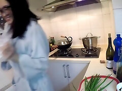 The sex with my maid Story N 8 cuck licking Cooking Class 性故事n.8