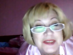 Russian 52 yo couple joins mom webcam