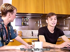 shame4k. boy ist es gewohnt, zu sexy milf zu wichsen