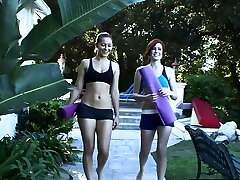 con licencia para lamer-dani daniels todo lesbo lily carter
