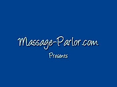 Sexy rothaarige Masseurin bietet extra service S. 3
