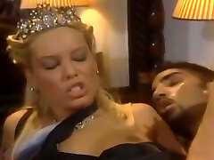 Linda Kiss - Anal Queen Takes It In The Ass 5 Minute Hungarian Beauty Assfuck Blonde wife seduce shy younger boy Ass Fuck