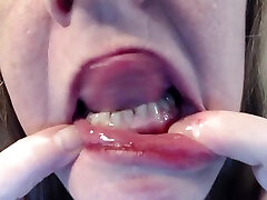 Mouth sach girl xxx Fetish Tour - TacAmateurs