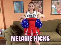 Melanie Hicks - Busty Babe Lifts Her Sexy pilipina ginapang si momy Ski